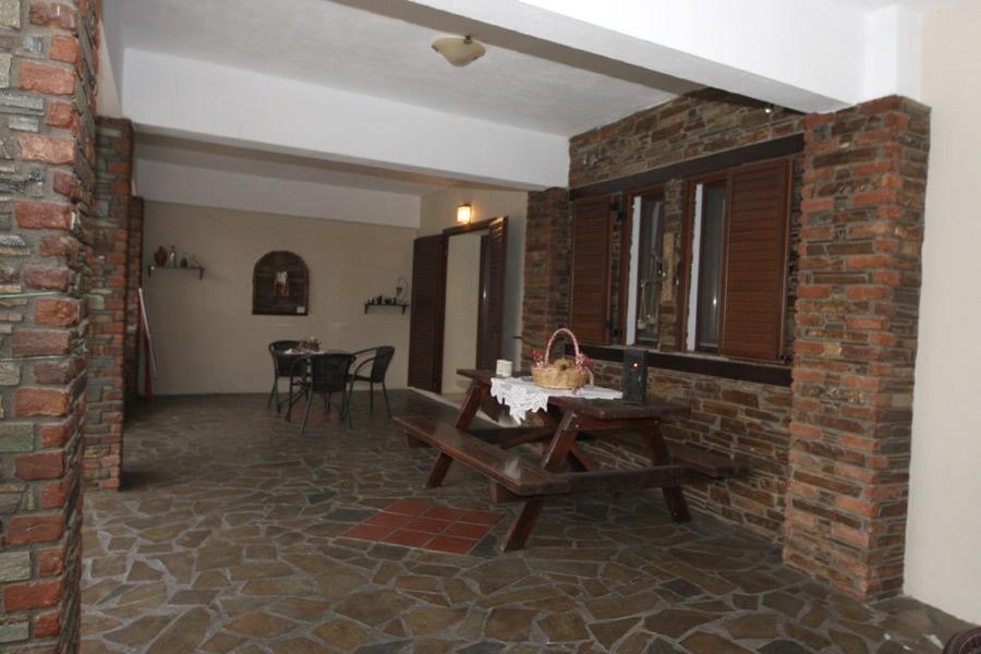 Guesthouse Athanasiou Káto Loutrákion Exterior foto